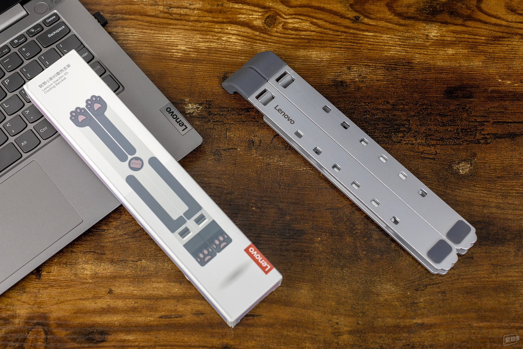 联想小新X5散热支架真实体验 给你的笔记本电脑“退退烧”